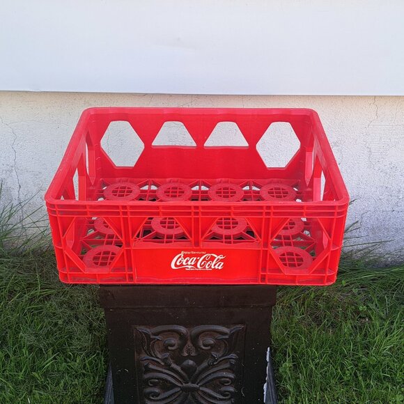 Vintage Coca-Cola Plastic Crate - Picture 1 of 10